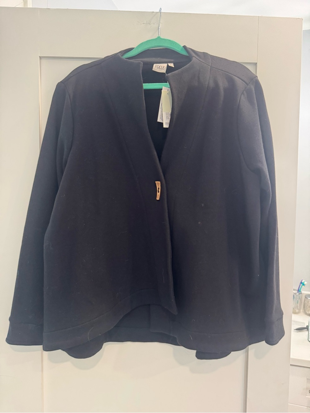 Focus Black Open-Front Women's Light Weight Jacket